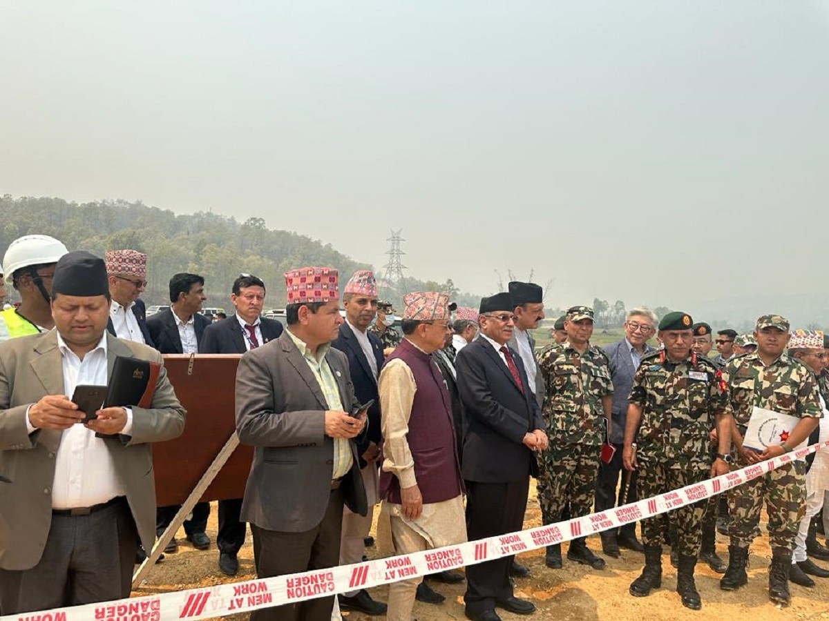 प्रधानमन्त्रीले गरे काठमाडौं–तराई द्रूत मार्गको अवलोकन