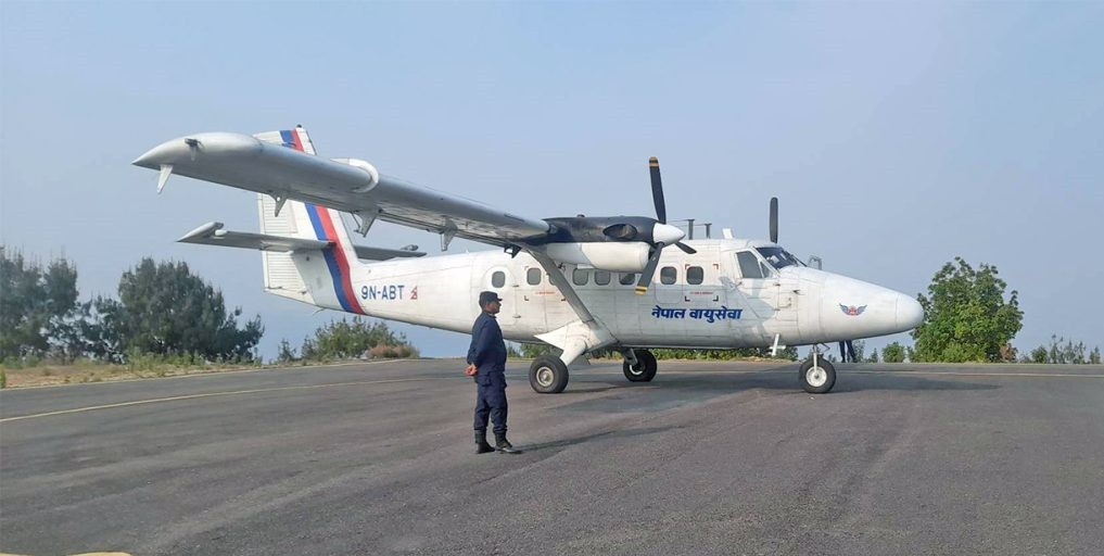 रेसुङ्गा विमानस्थलमा नेपाल वायुसेवा निगमको जहाजबाट परीक्षण उडान