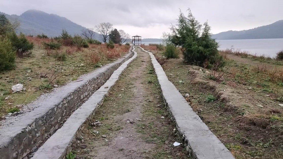 रारा पर्यटकीय पूर्वाधार साइकल लेन निर्माणको काम अलपत्रःआठ करोड पेश्की, काम शून्य
