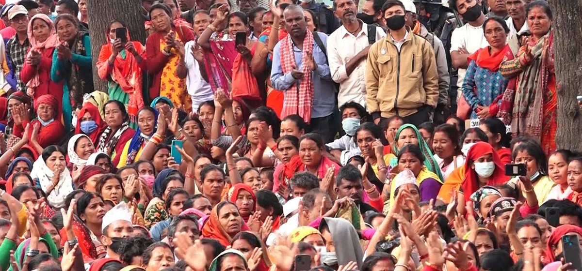 एक महिनादेखि देखी धर्नामा मिटर ब्याज पीडितहरु, सरकारद्वारा बेवास्ता