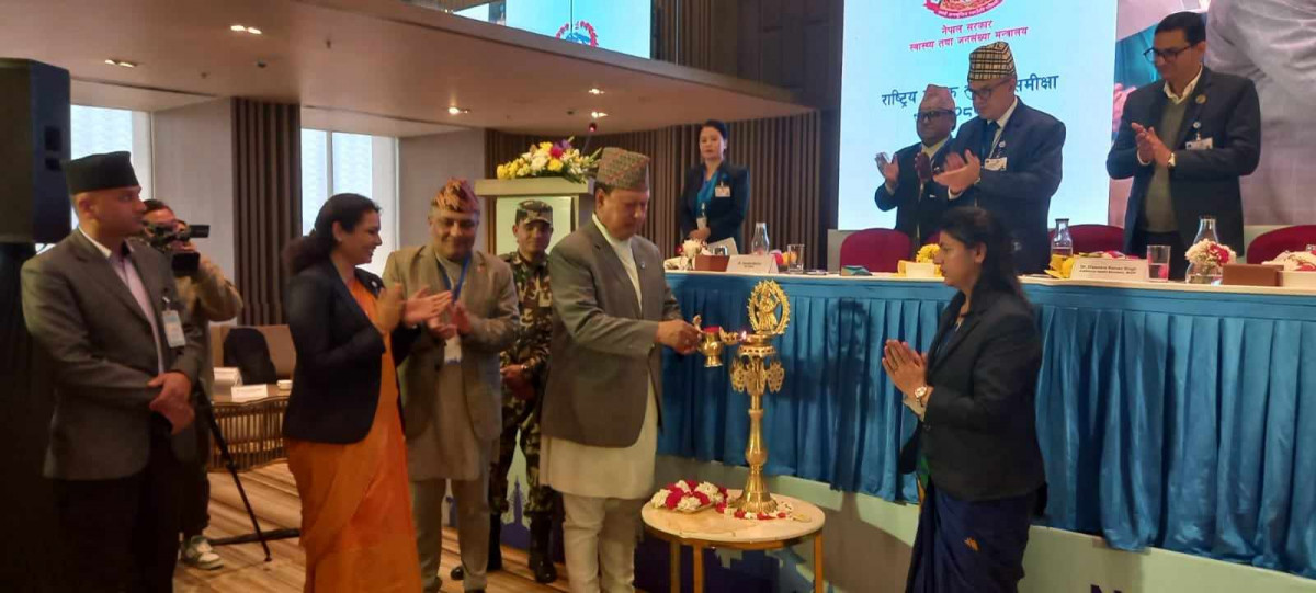स्वास्थ्य क्षेत्रमा प्राप्त सहयोगबारे छलफल आवश्यक : मन्त्री बस्नेत