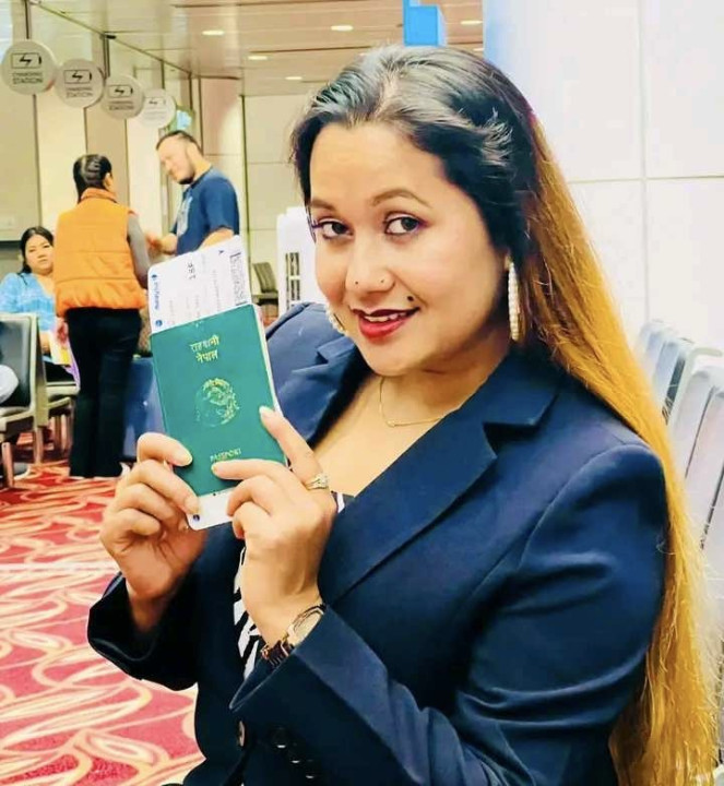 चर्चित गायिका आसा बिसी युएई तर्फ प्रस्थान