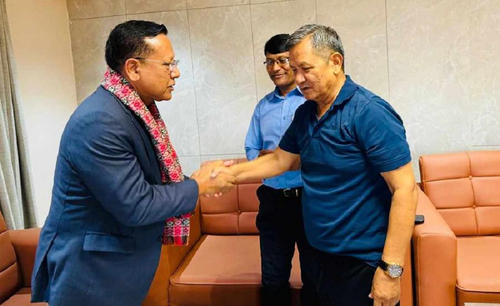  दिनेश डिसीले सम्हाले चलचित्र विकास बोर्डको अध्यक्षको कार्यभार