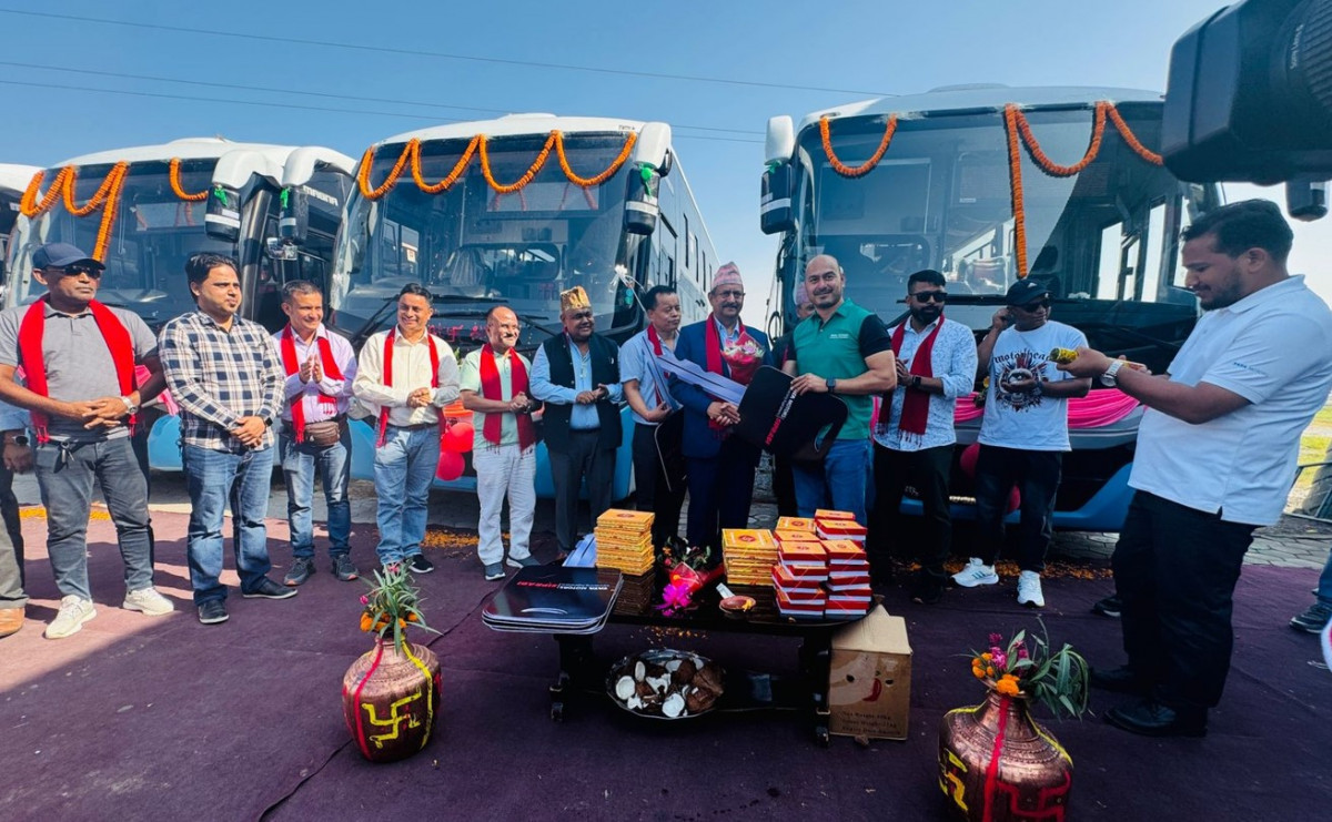 सिप्रदी ट्रेडिङ्गद्वारा १० वटा टाटा एलपिओ ०१६२२/६२ बिएस६ मग्न बस हस्तान्तरण,यस्ता छन् यसका विशेषता 