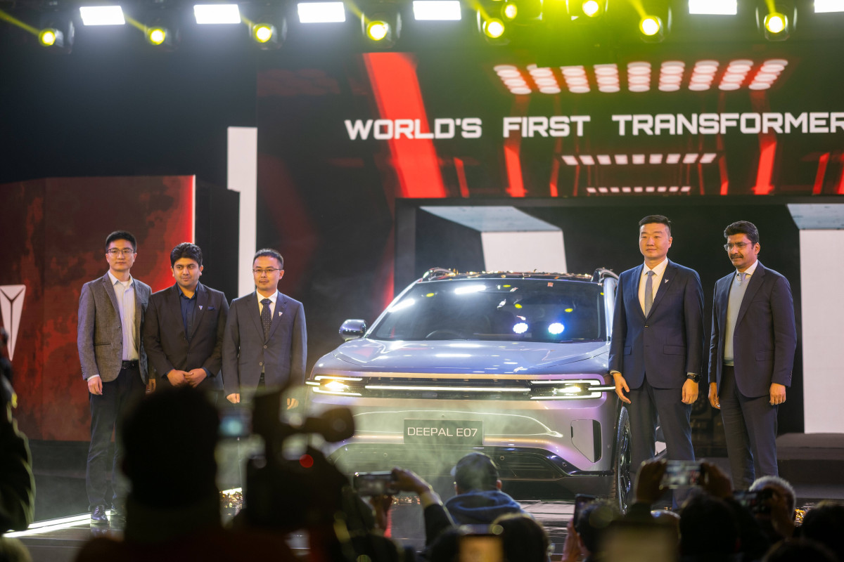 World’s First ‘Transformer SUV’ Deepal E07 Launched in Nepal