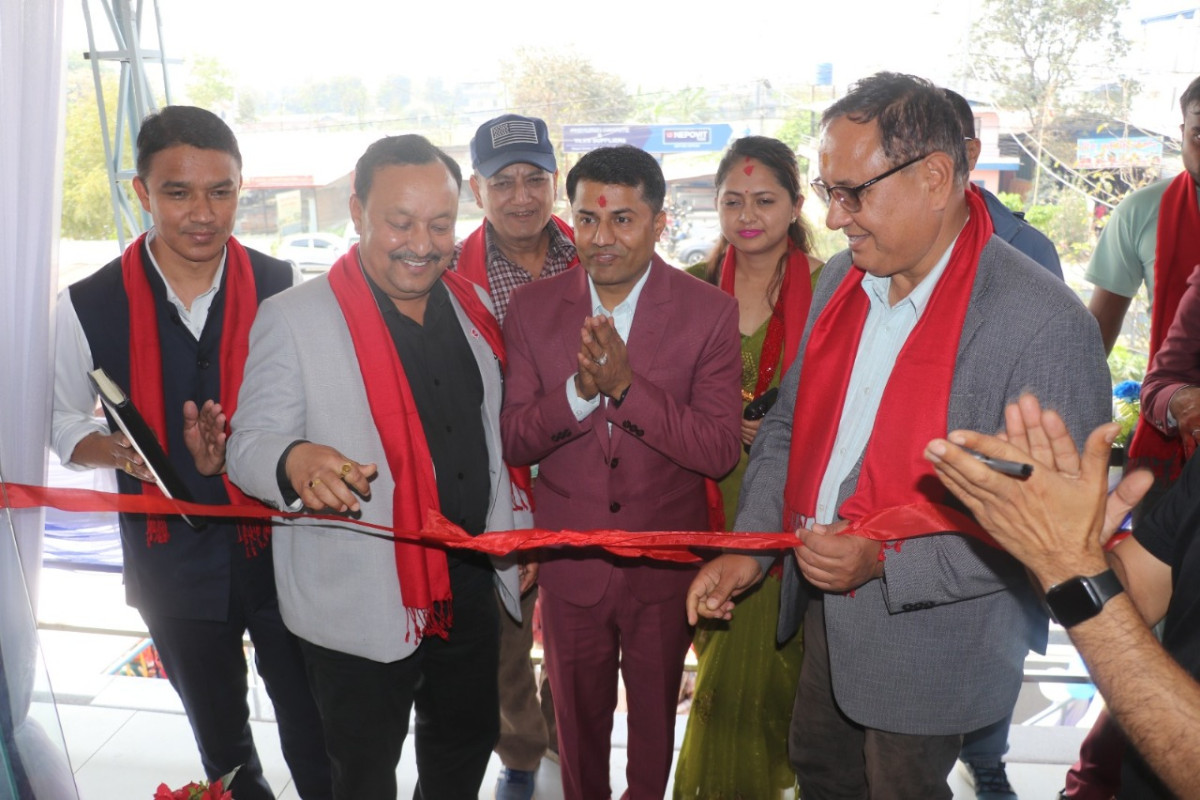 कजारियाको नयाँ सोरुम विकास चोक, भरतपुरमा उद्घाटन