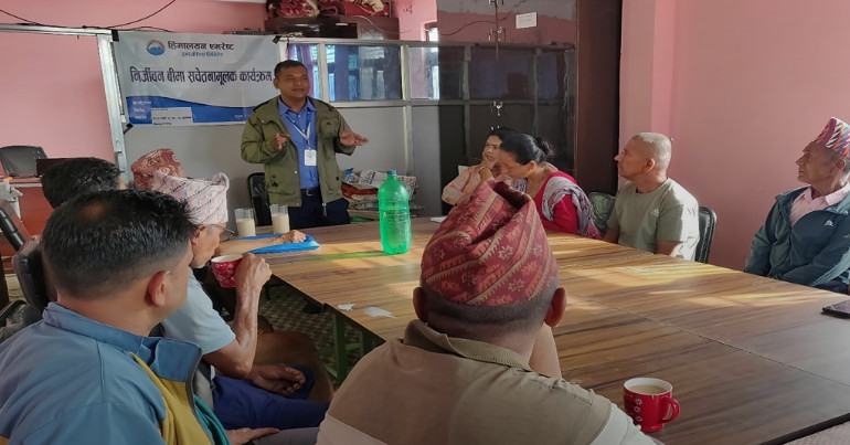 हिमालयन एभरेष्टद्वारा ग्रामीण कृषकका लागि बीमा सचेतना कार्यक्रम