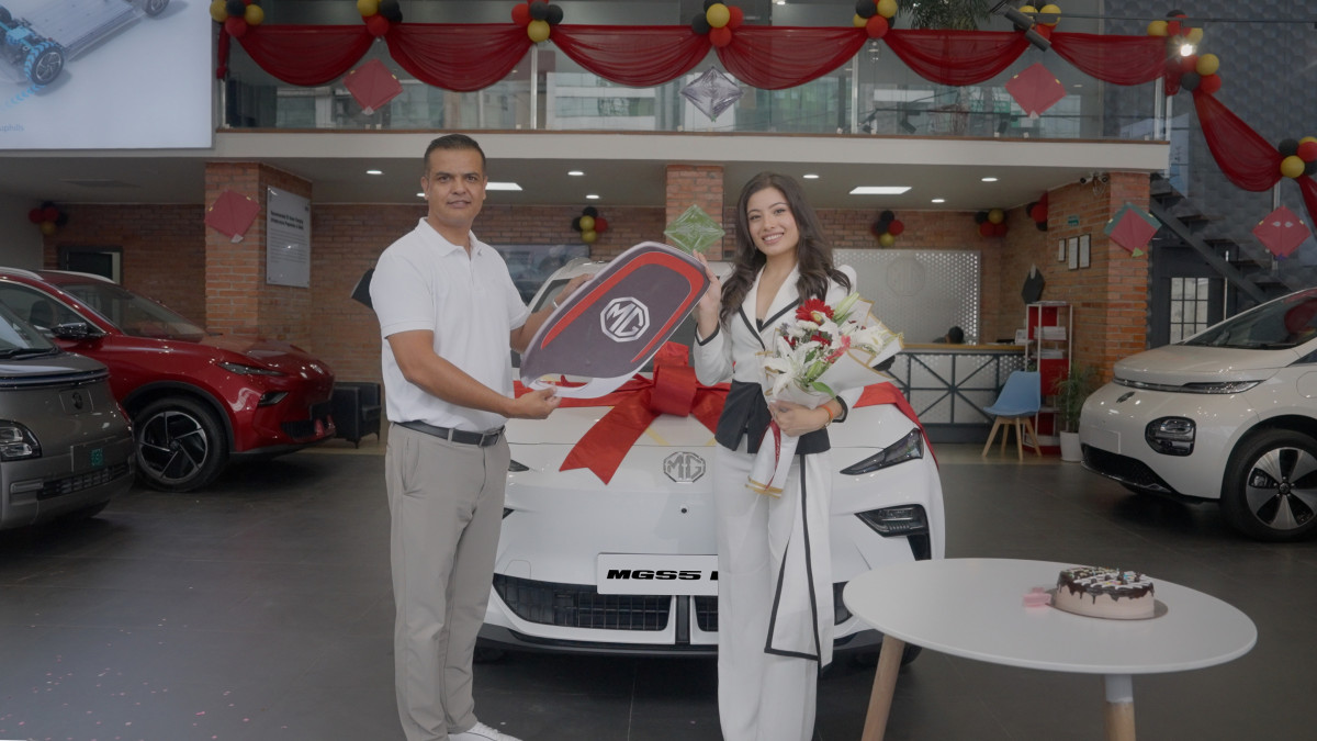 Paramount Motors Welcomes Priyanka Rani Joshi as Brand Ambassador for MG S5 EV in Nepal