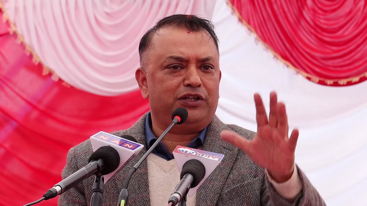 पुस मसान्त भित्रै विशेष महाधिवेशन आह्वान गर्ने बाटोमा अगाडि बढ्यौँ : गगन थापा