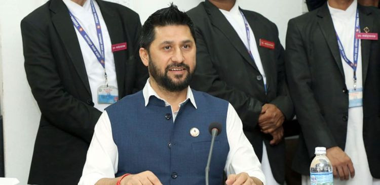 रास्वपा सभापति लामिछाने कोशी र मधेस प्रदेशका सांसदसँग छलफल गर्दै 