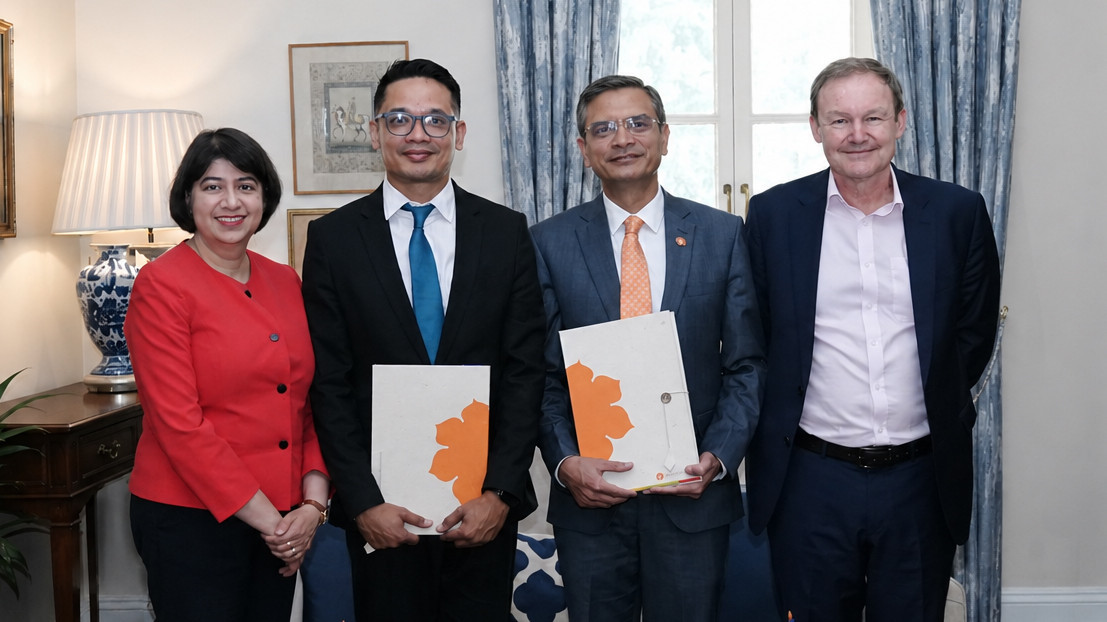 ब्रिटिश इन्टरनेशनल इन्भेस्टमेन्ट र लक्ष्मी सनराइज बैंकबीच २ करोड ५० लाख अमेरिकी डलरको कर्जा सम्झौता , साना व्यवसाय र महिला उद्यमीको वित्तीय पहुँच विस्तारमा जोड