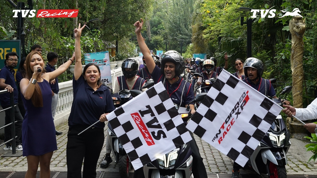 स्पोर्टी लुक र दमदार पर्फमेन्ससहित नेपालमा सार्वजनिक भयो टीभीएस एनटर्क १२५ रेस एक्सपी ब्लेज ब्लु