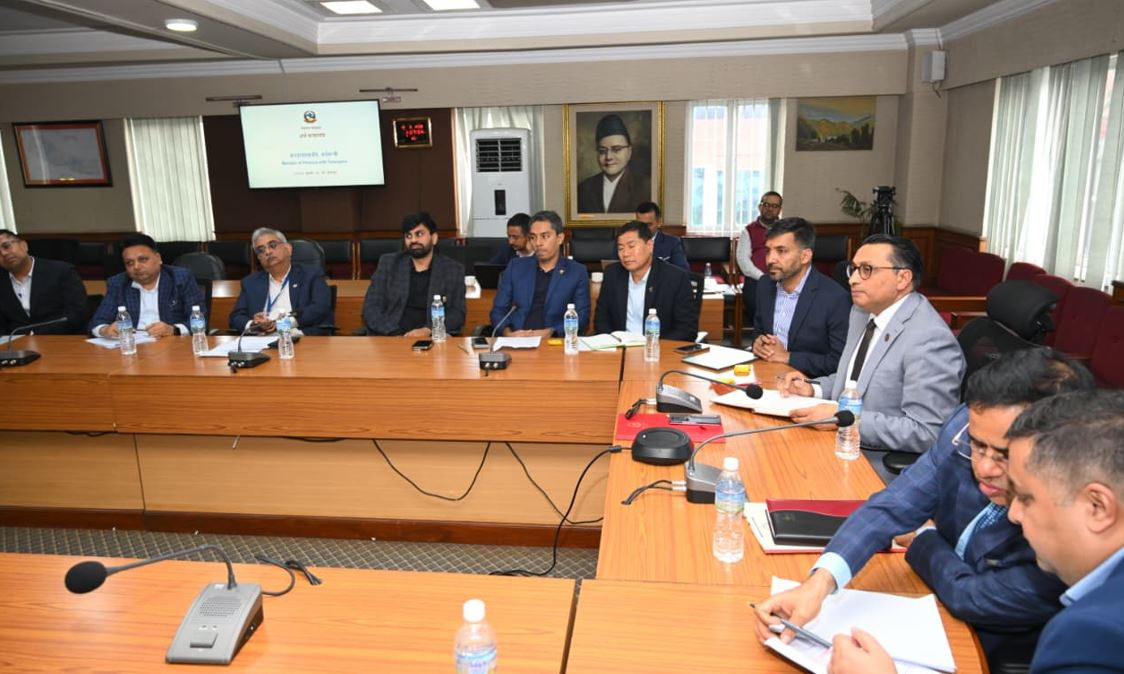 ठुला कम्पनीका लगानीकर्तालाई अर्थमन्त्रीले भने - उद्यमीको लगानी सुरक्षा गर्नु सरकारको प्रमुख दायित्व