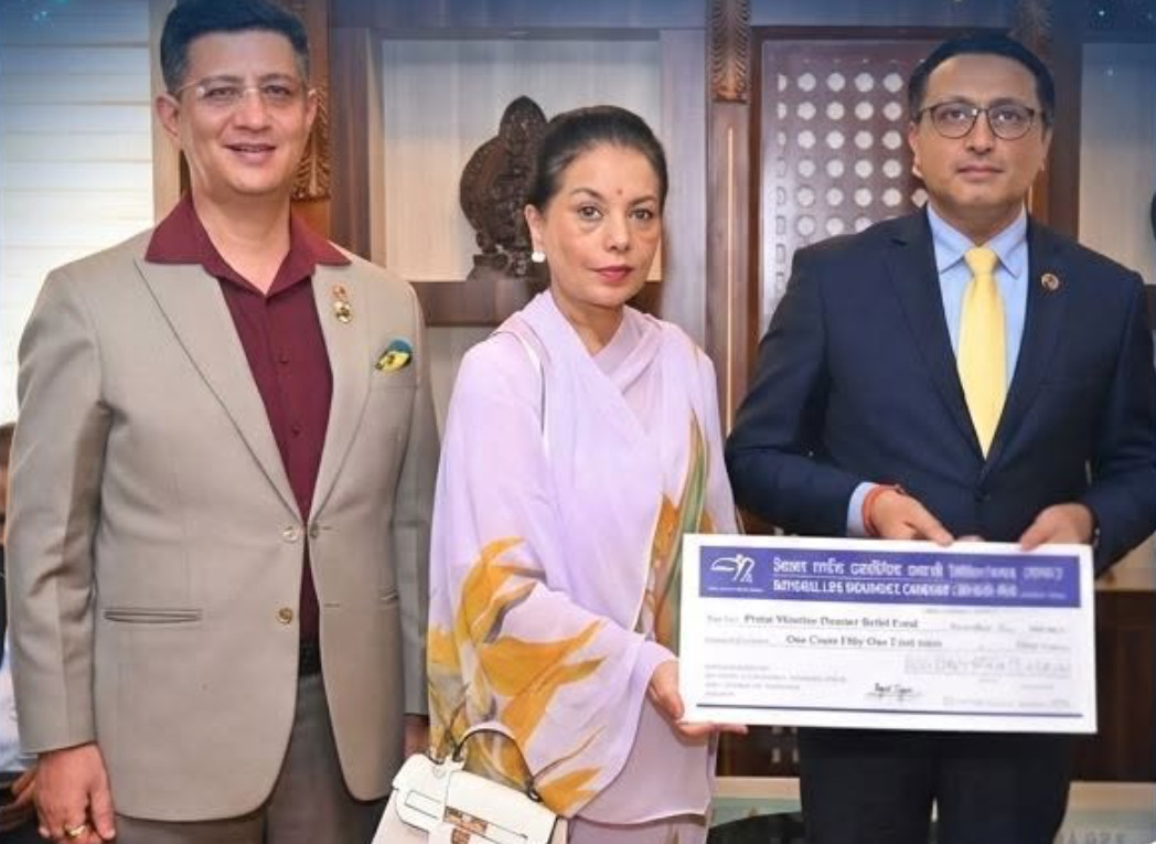 नेशनल लाइफद्वारा रसुवाका बाढीपीडितलाई एक करोड ५१ लाख हस्तान्तरण