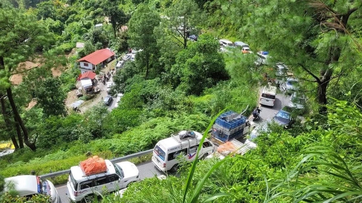 आजदेखि काठमाडौँ-हेटौडाका सबै रुट ‘वान वे’